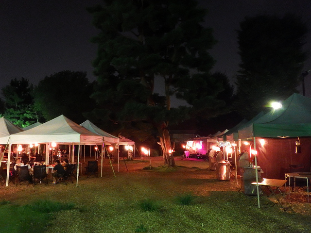 http://www.herofield.com/bbq/showanomori/showa_sunset.jpg