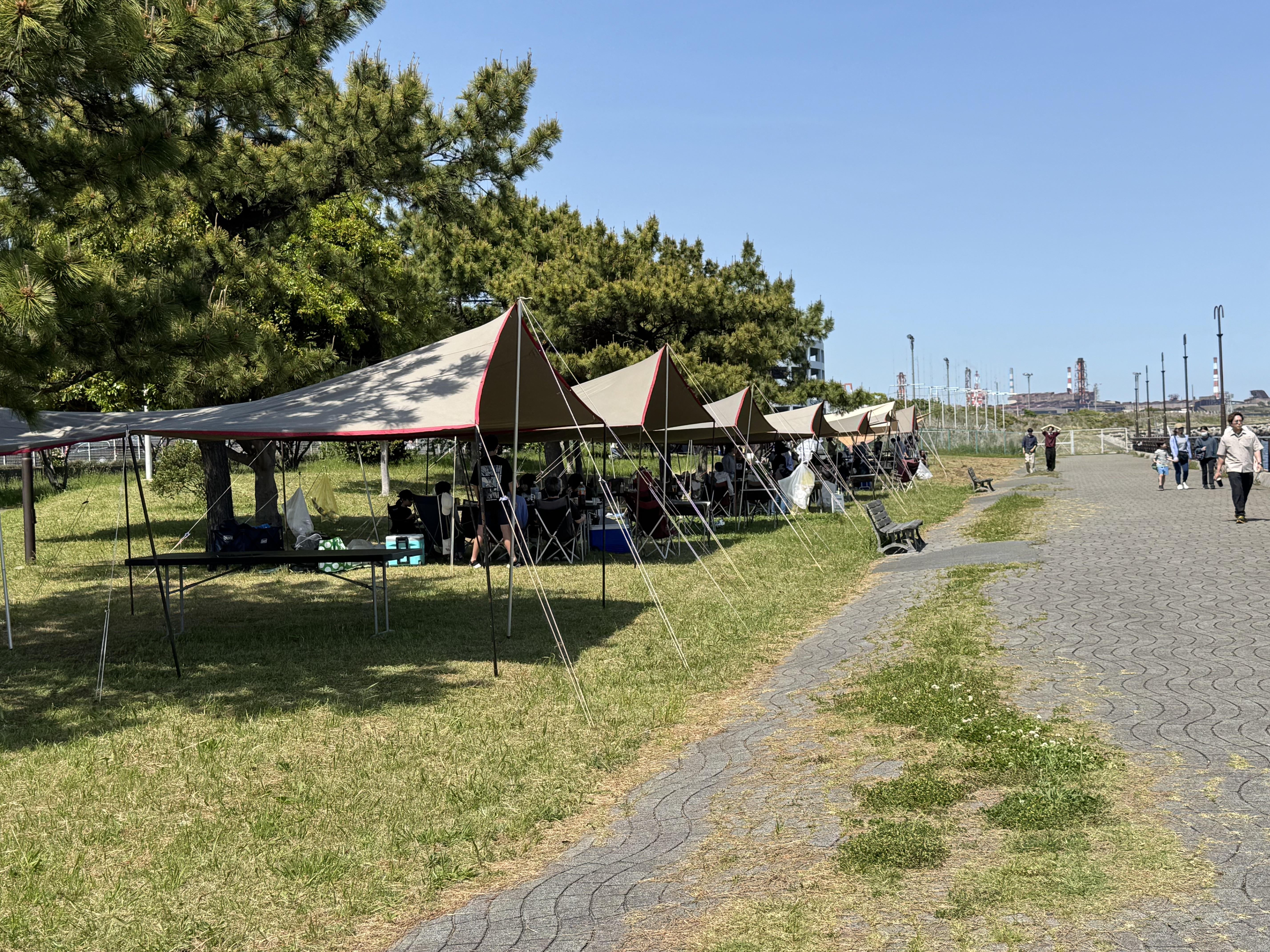 https://www.herofield.com/bbq/daikoku/uuid%3D8058DC07-D1C5-47D9-8B42-D5A04F170DB4%26library%3D1%26type%3D1%26mode%3D2%26loc%3Dtrue%26cap%3Dtrue.jpeg