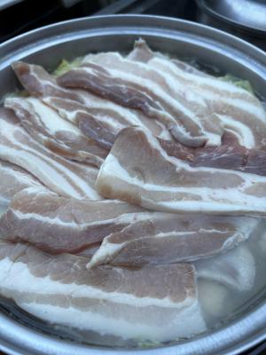 鍋メニュー肉のせ.JPG